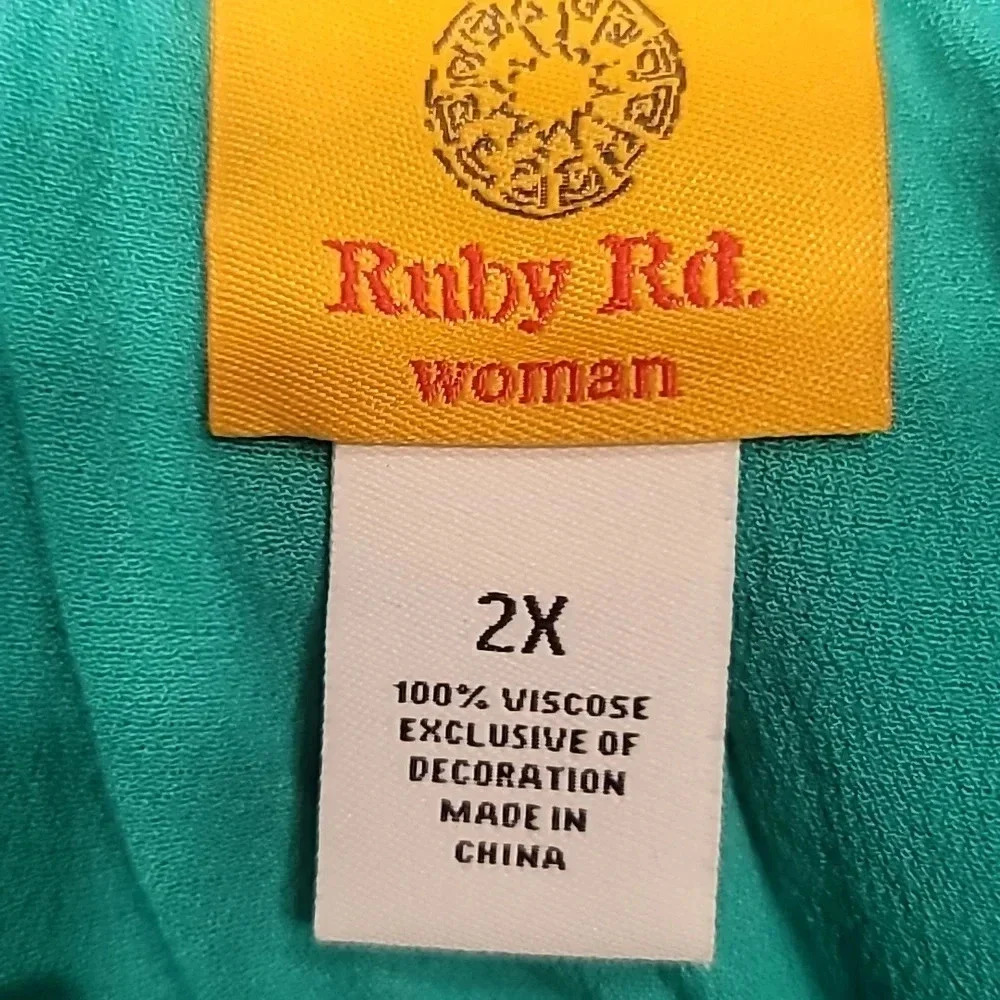 Ruby Rd. Teal blouse with crochet  arm decor - Picture 7 of 8